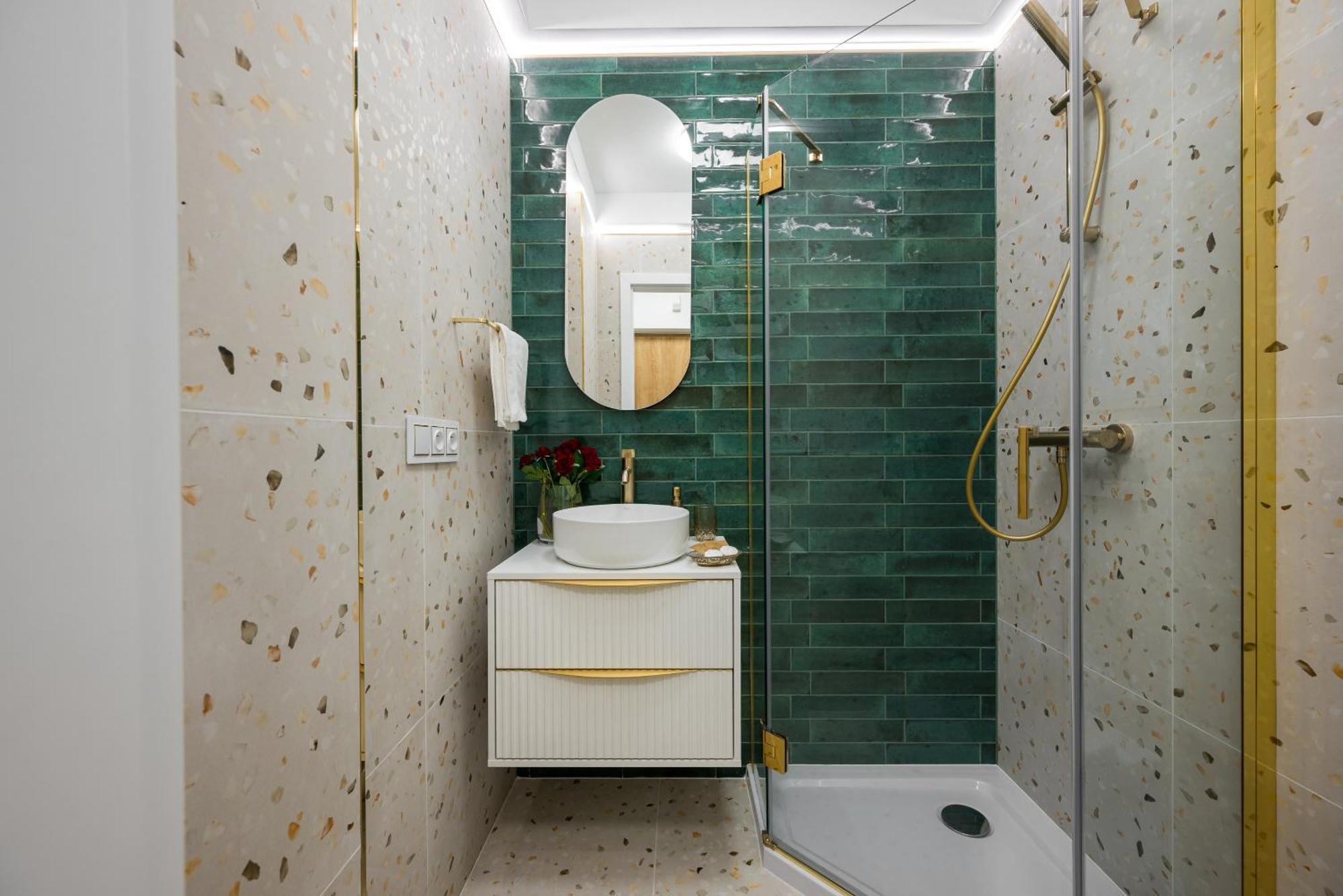 Lovely Downtown Studio At Most Lively Hoza Street, Discover Warsaw On Foot 외부 사진