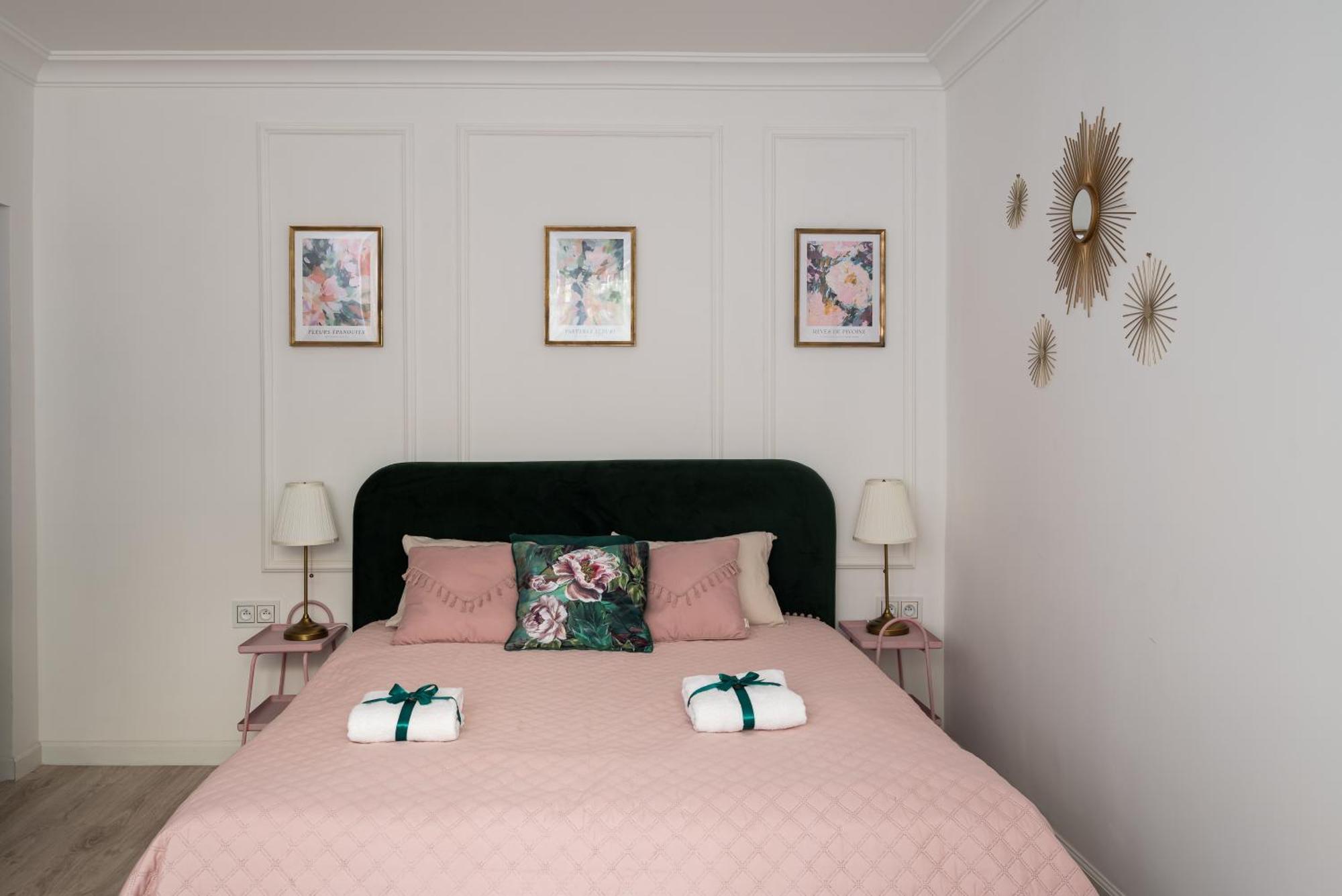 Lovely Downtown Studio At Most Lively Hoza Street, Discover Warsaw On Foot 외부 사진